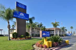 Отель Americas Best Value Inn & Suites Madera  Мадера